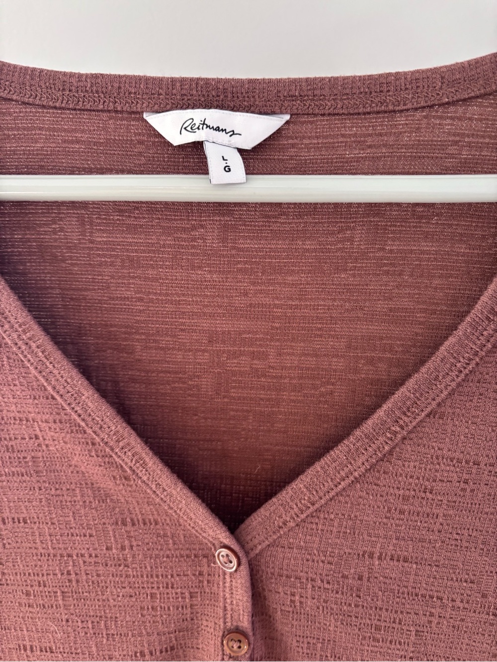 Reitmans Women's V-Neck Long Sleeve Top in light brown - Picture 3 of 3